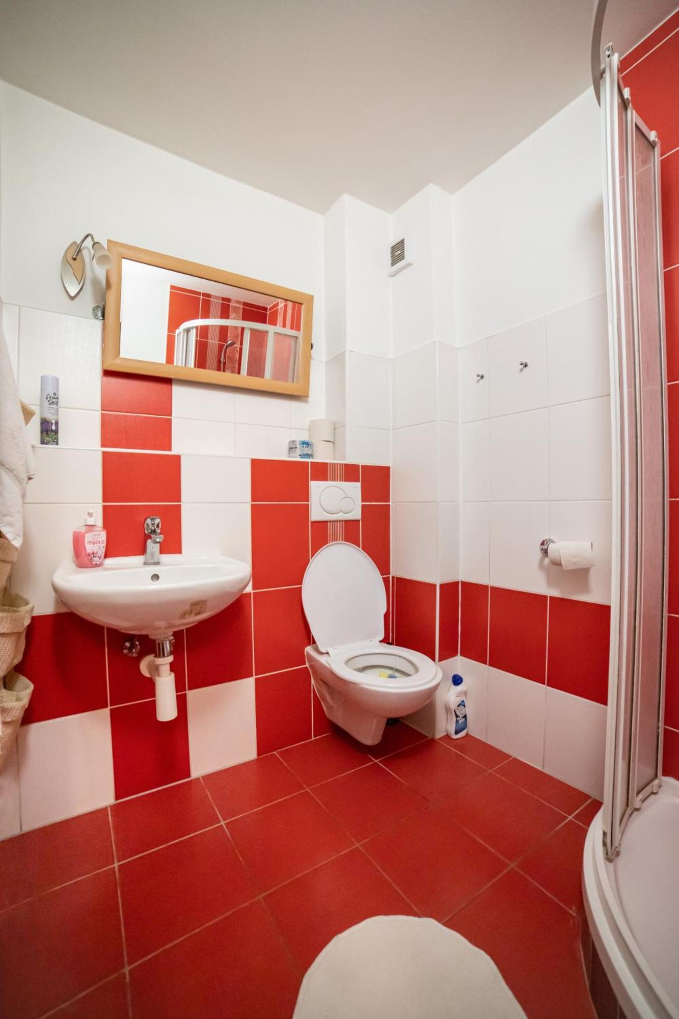 Vinny Sklep Kovarna Apartment