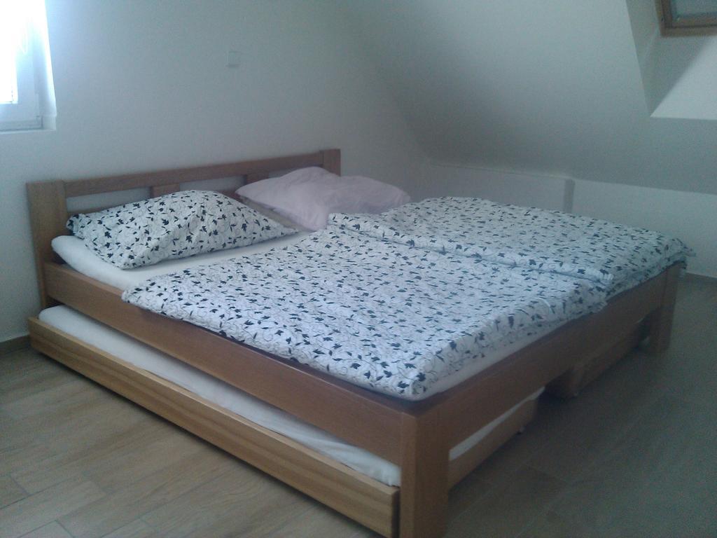 Vinny Sklep Kovarna Apartment *